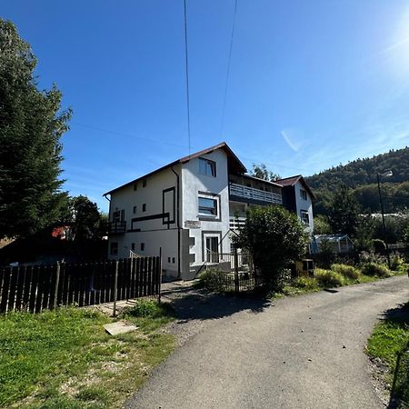 Casa David Hotel Busteni Luaran gambar