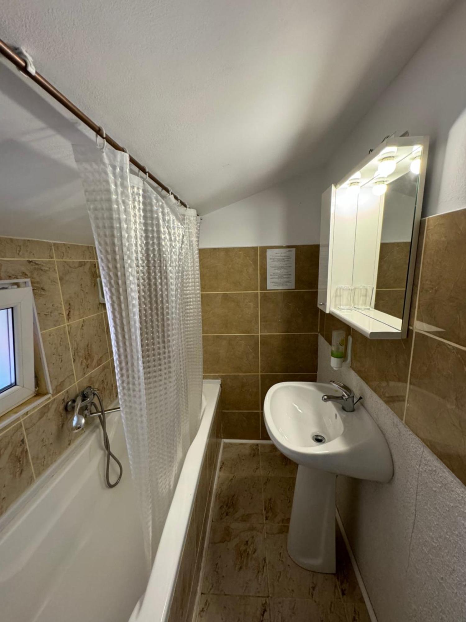 Casa David Hotel Busteni Luaran gambar